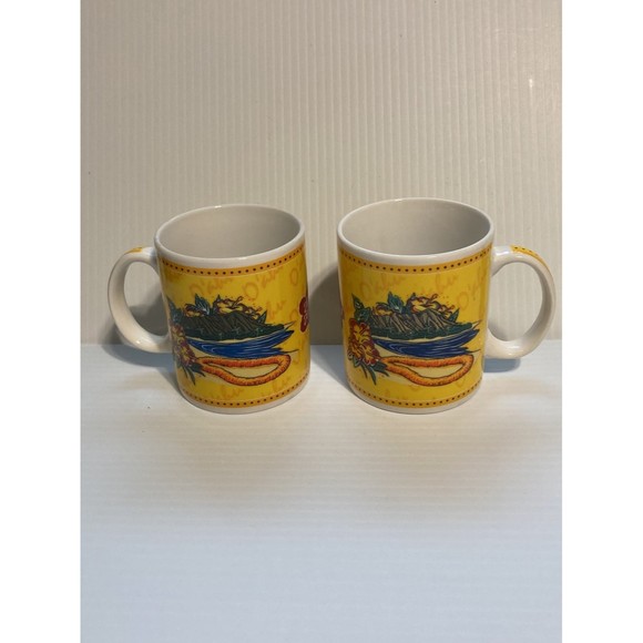 HAWAII Island Heritage Hilo Hattie O’ahu Lei Yellow Mugs Cups 2002 Set of 2 - Picture 2 of 12
